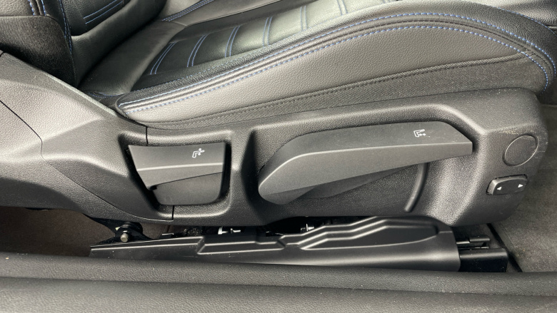 BMW 4 Series 420i xDrive M Sport 2dr Step Auto Petrol Coupe